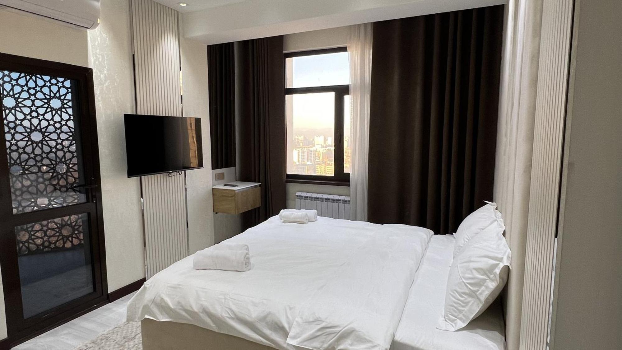 Hotel Panorama Doesjanbe Buitenkant foto